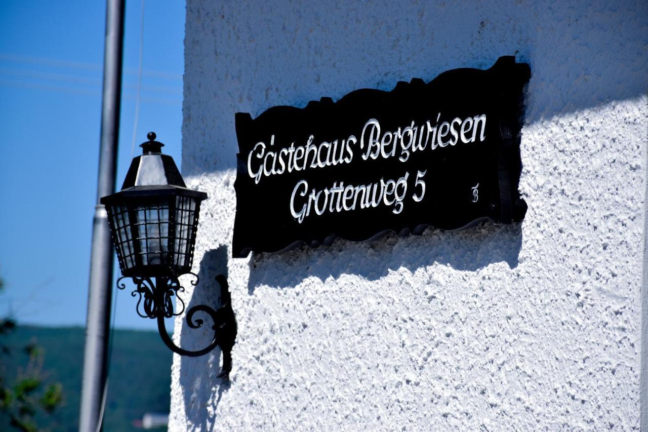 Hotel Bergwiesen - Zimmer Mit Balkon Oder Terasse Lohr 外观 照片