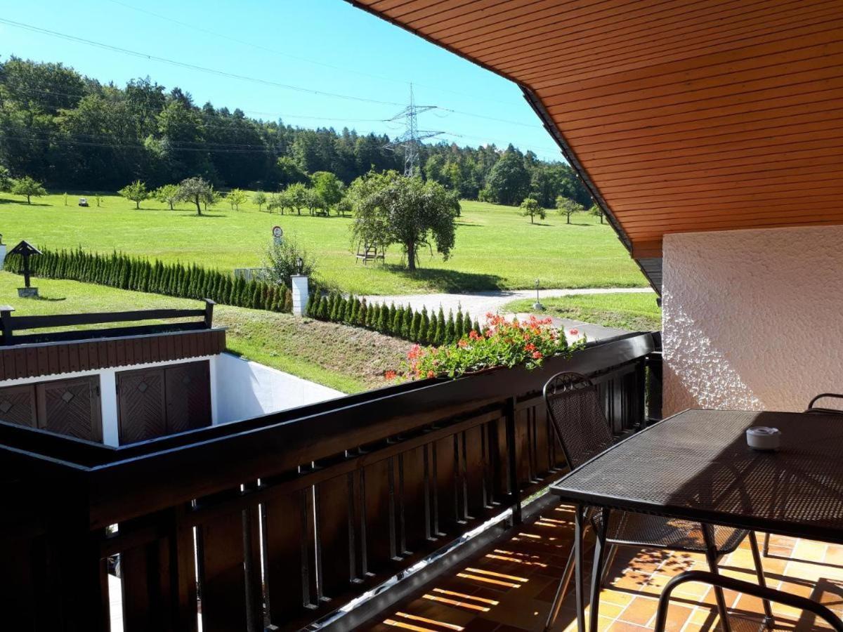 Hotel Bergwiesen - Zimmer Mit Balkon Oder Terasse Lohr 外观 照片